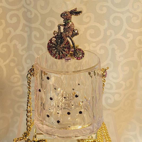 https://sandarellapurses.com/wp-content/uploads/2024/08/Sandarella_Bunny_Bike_Glass_Purse_1-600x600.jpg