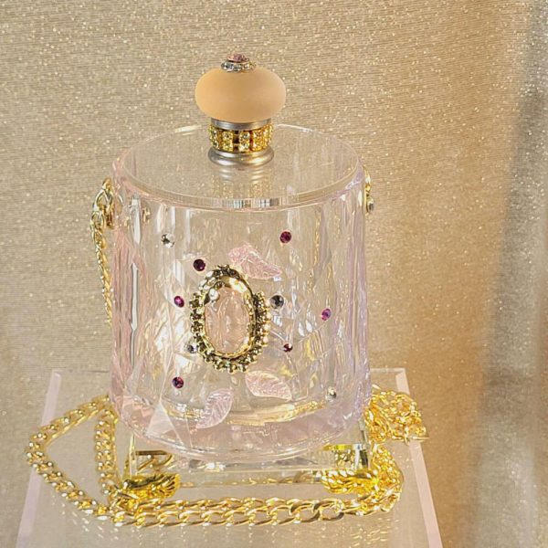 https://sandarellapurses.com/wp-content/uploads/2024/08/Sandarella_Pink_Stone_Leaves_Glass_Purse_1-600x600.jpg