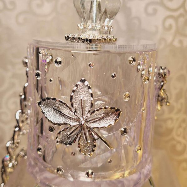 https://sandarellapurses.com/wp-content/uploads/2024/08/Sandarella_Silver_Flower_Glass_Purse_1-600x600.jpg