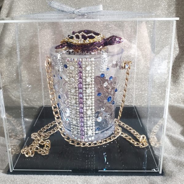 https://sandarellapurses.com/wp-content/uploads/2024/08/image2-6-600x600.jpeg