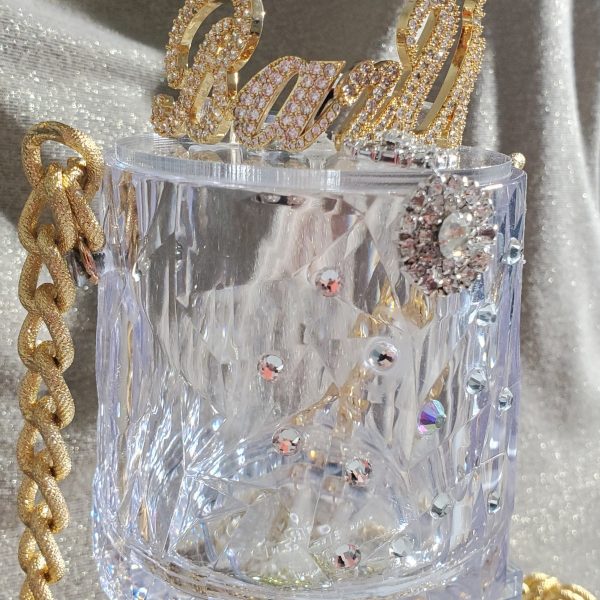 https://sandarellapurses.com/wp-content/uploads/2024/10/BarVin-Pursse-600x600.jpg