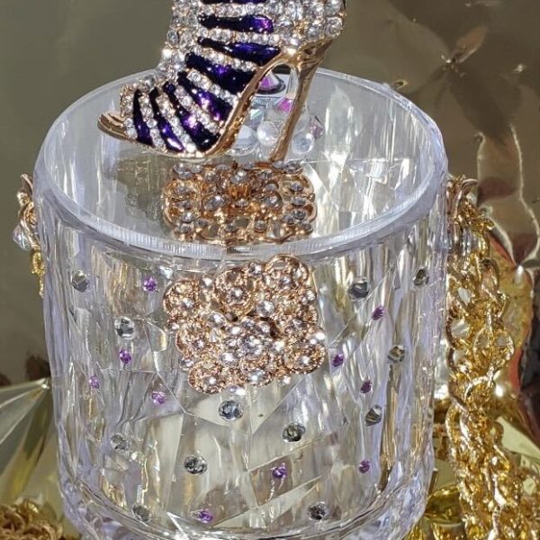 https://sandarellapurses.com/wp-content/uploads/2025/01/Resized_Resized_20250116_100205001-e1737386155680-600x600.jpg